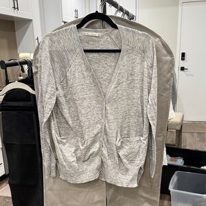 🔴 $15 SALE - Zara Light Gray Women's Cardigan Sweater